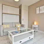 Cosy Lumineux, Front De Mer, Proche لي سابلِ دولونْ