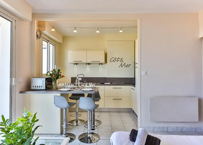 Cosy Lumineux, Front De Mer, Proche *